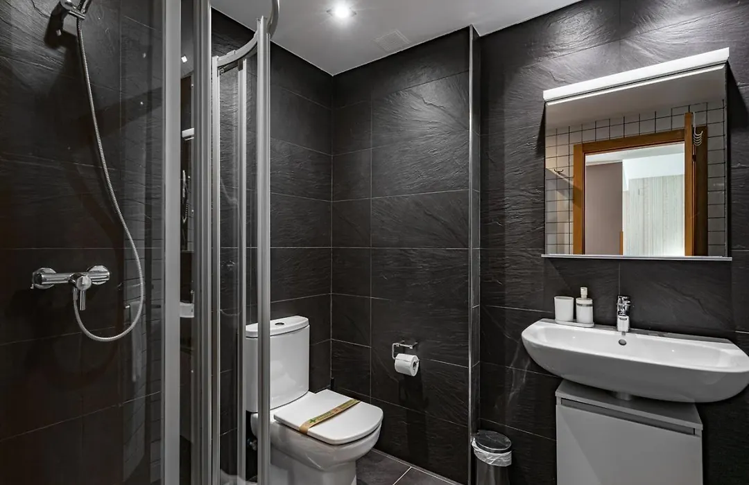 Apartamentos Spa Cueto-1