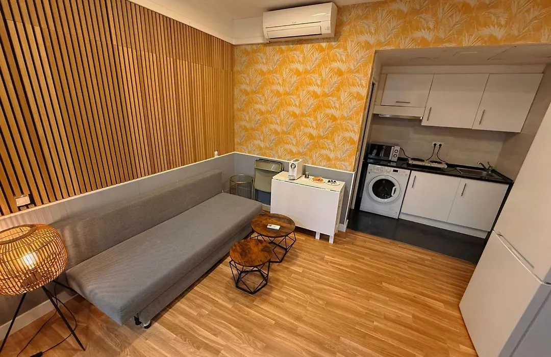 Hola Rooms-1
