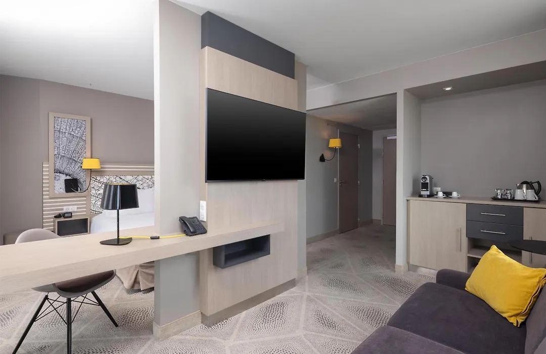 Hilton Garden Inn Bordeaux Centre-1