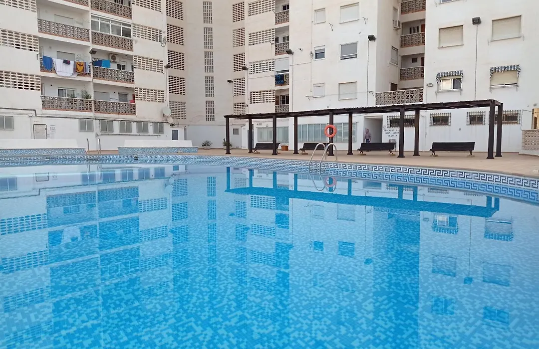 Apartamentos Bonaire 1ª Linea Wifi Solo Familias Serviplaya-1