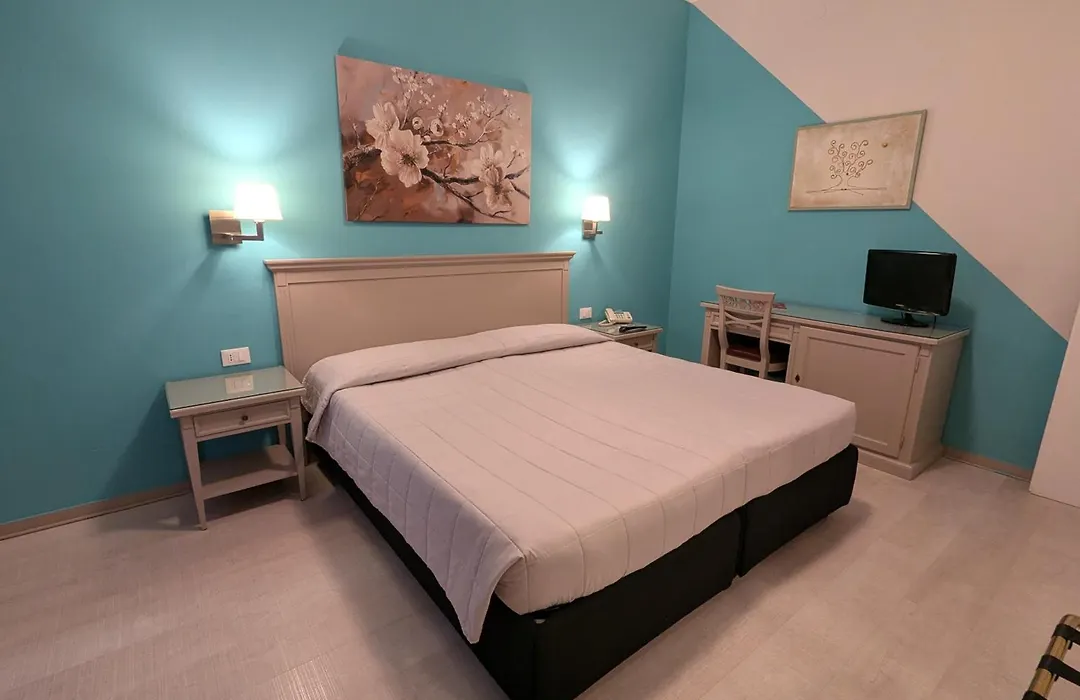Hotel Bristol-1