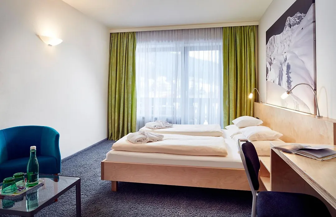 Pop-up Hostel - Loisach-1
