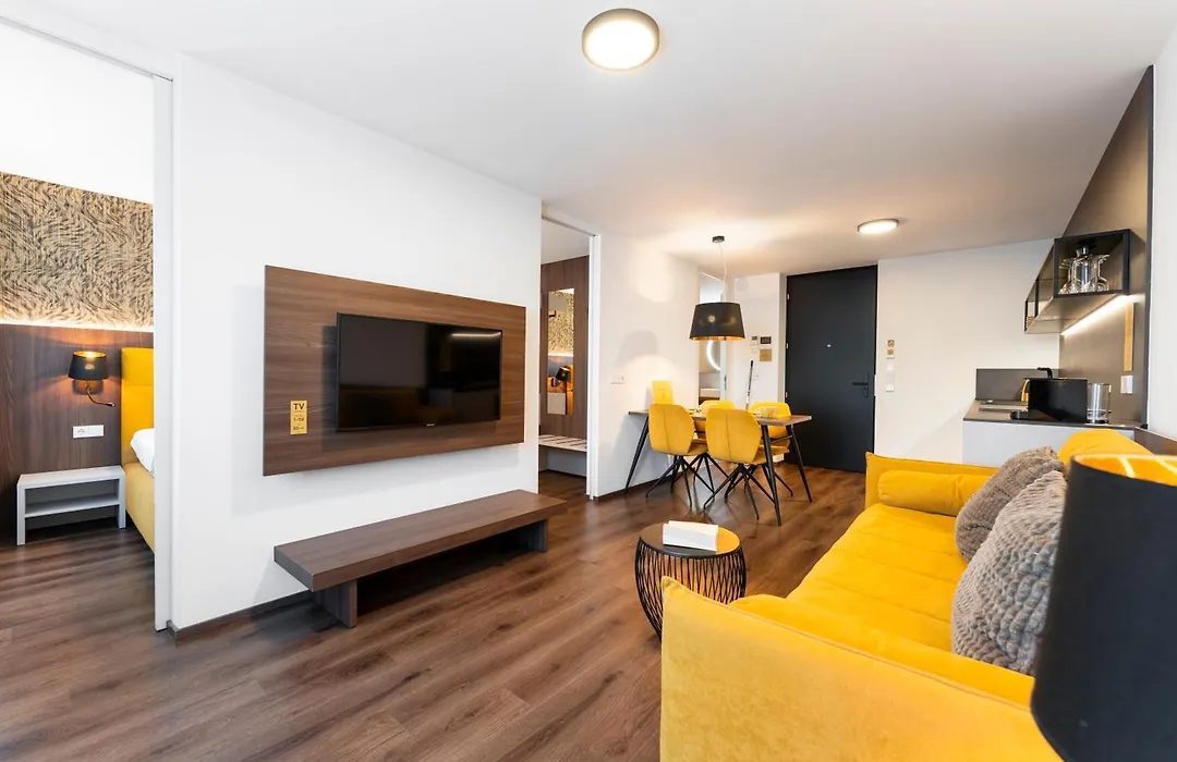 Gerharts Premium City Living - Center Of Brixen With Free Parking And Guestcard-1