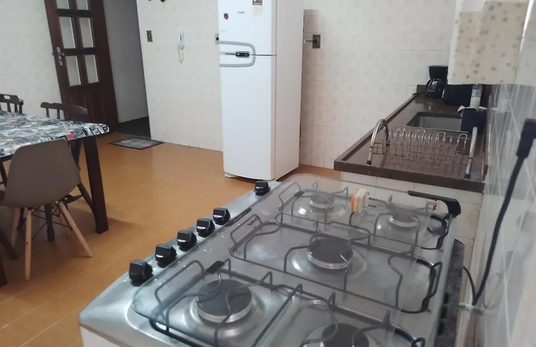 Apartamento Gonzaga Santos-1