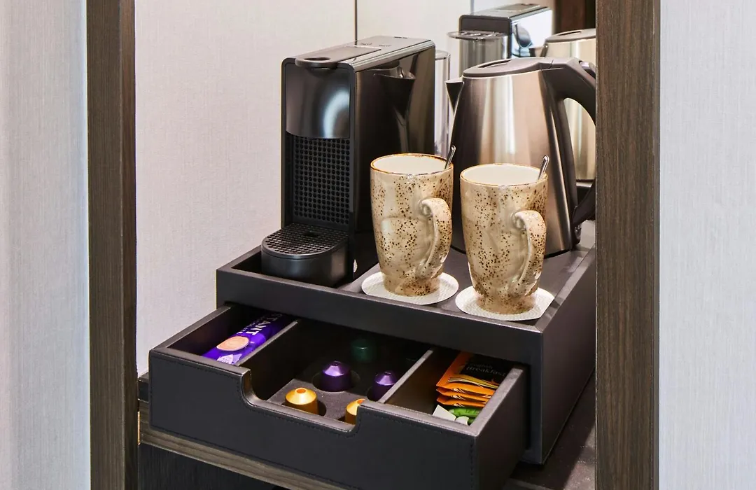 London Marriott Hotel Marble Arch-1
