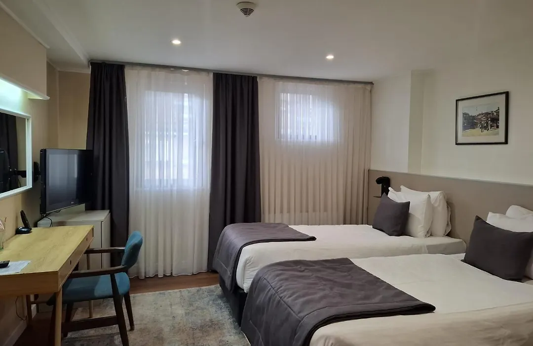 Hotel Astra-1