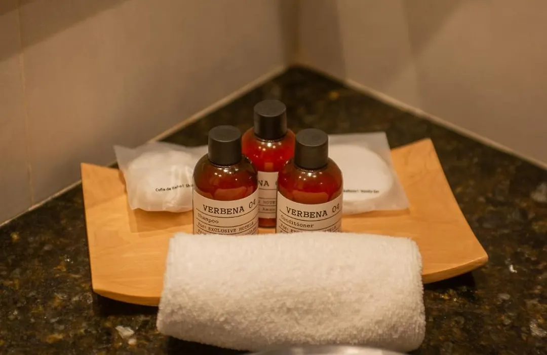 Alma Del Lago Suites&Spa-1