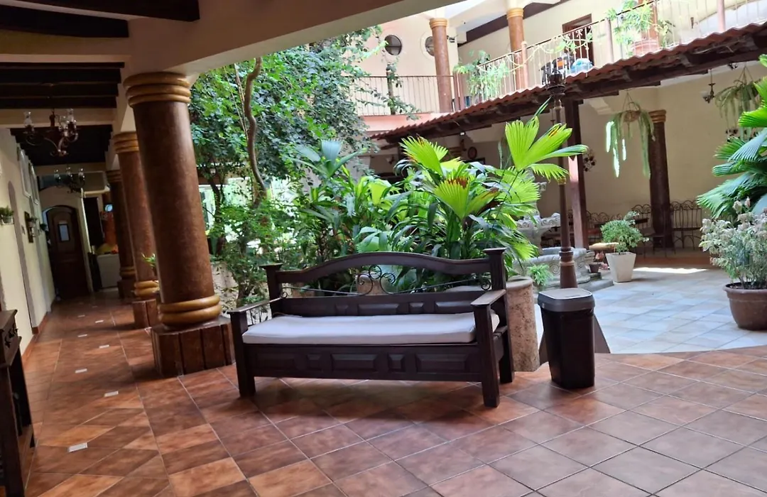 Hotel Quinta Maya-1