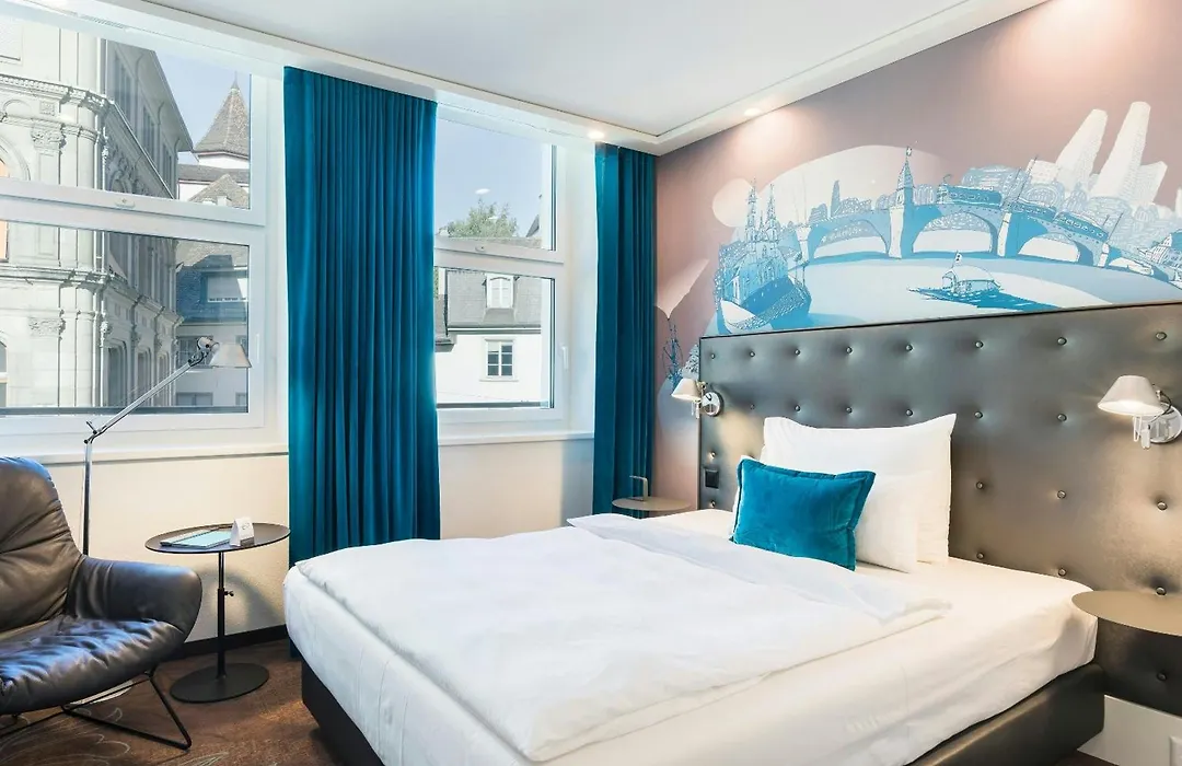 Motel One Basel-1