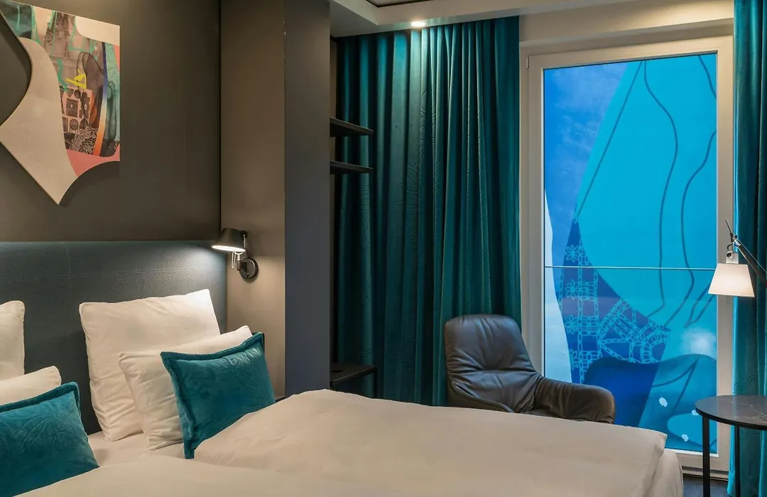 Motel One Berlin-Alexanderplatz-1