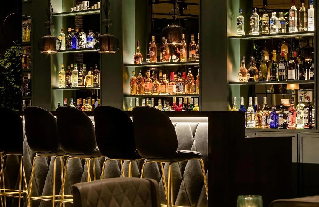 Motel One Paris-Porte Doree-1