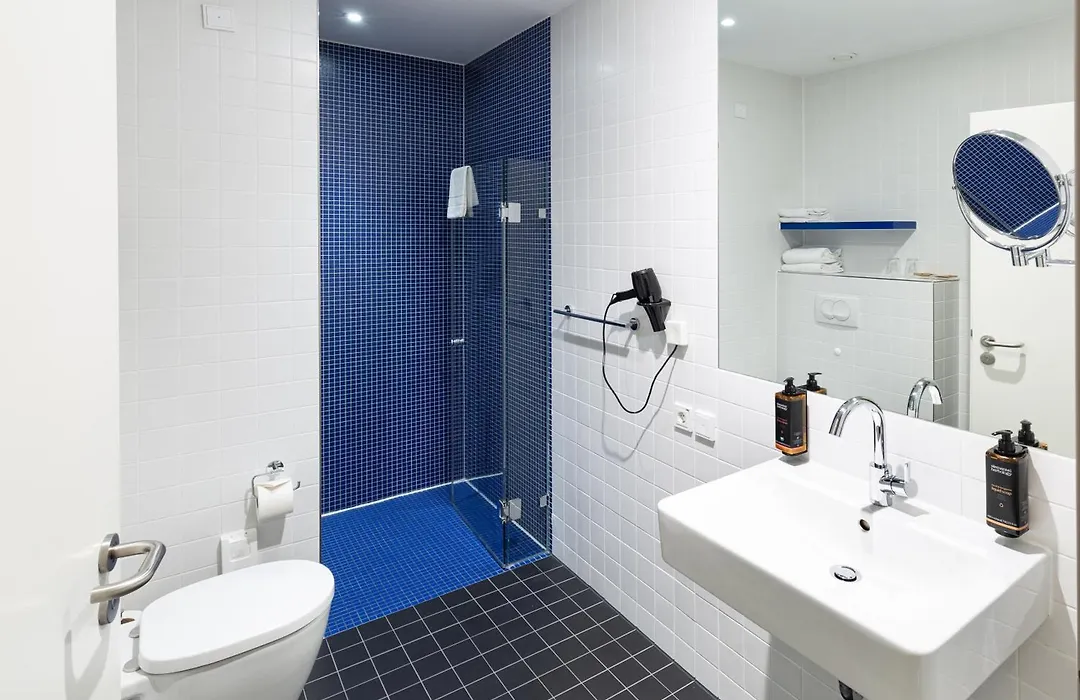Hotel MOA Berlin-1