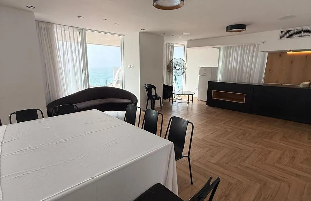 Island Luxurious Suites Hotel And Spa-1