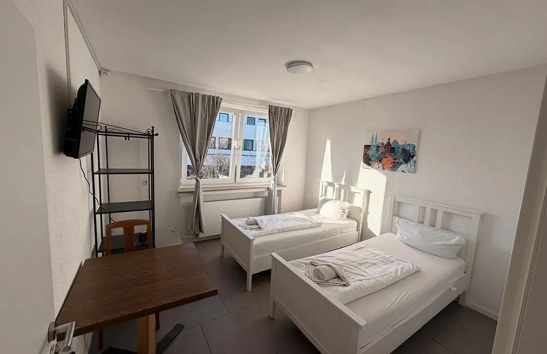 GZ Hostel Bonn-1