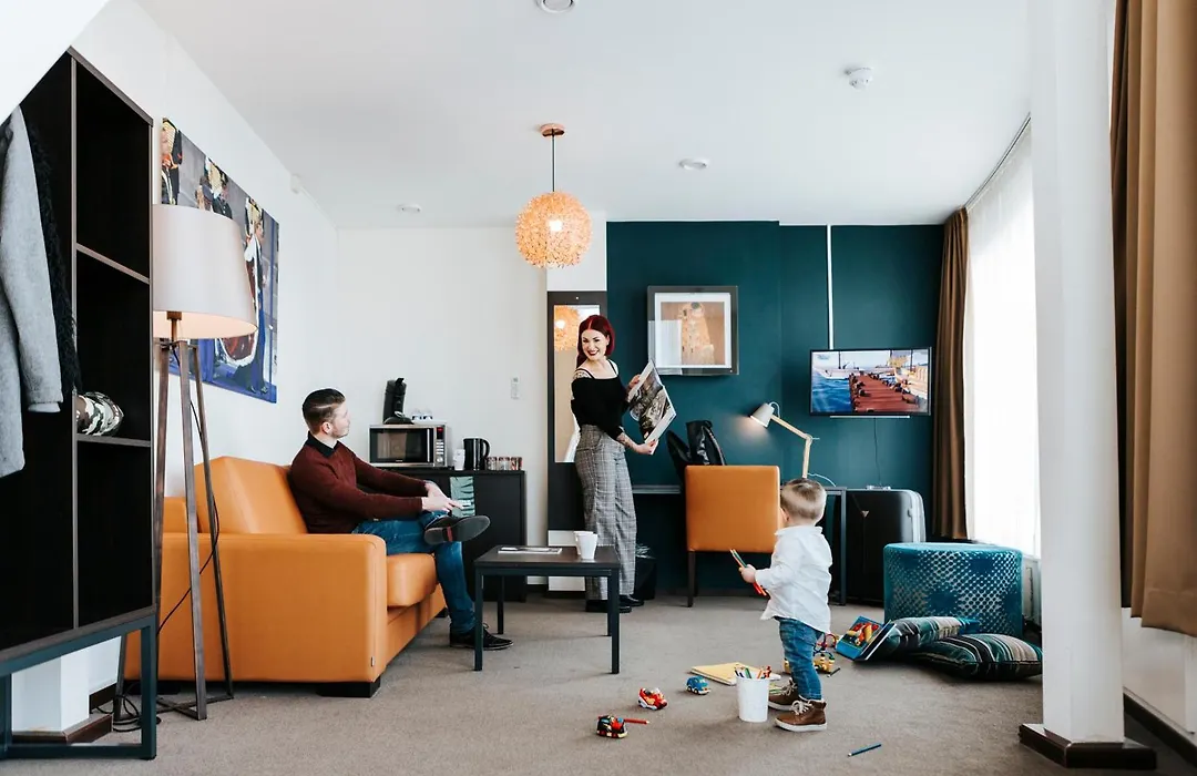 The Hague Teleport Hotel - Free Parking-1