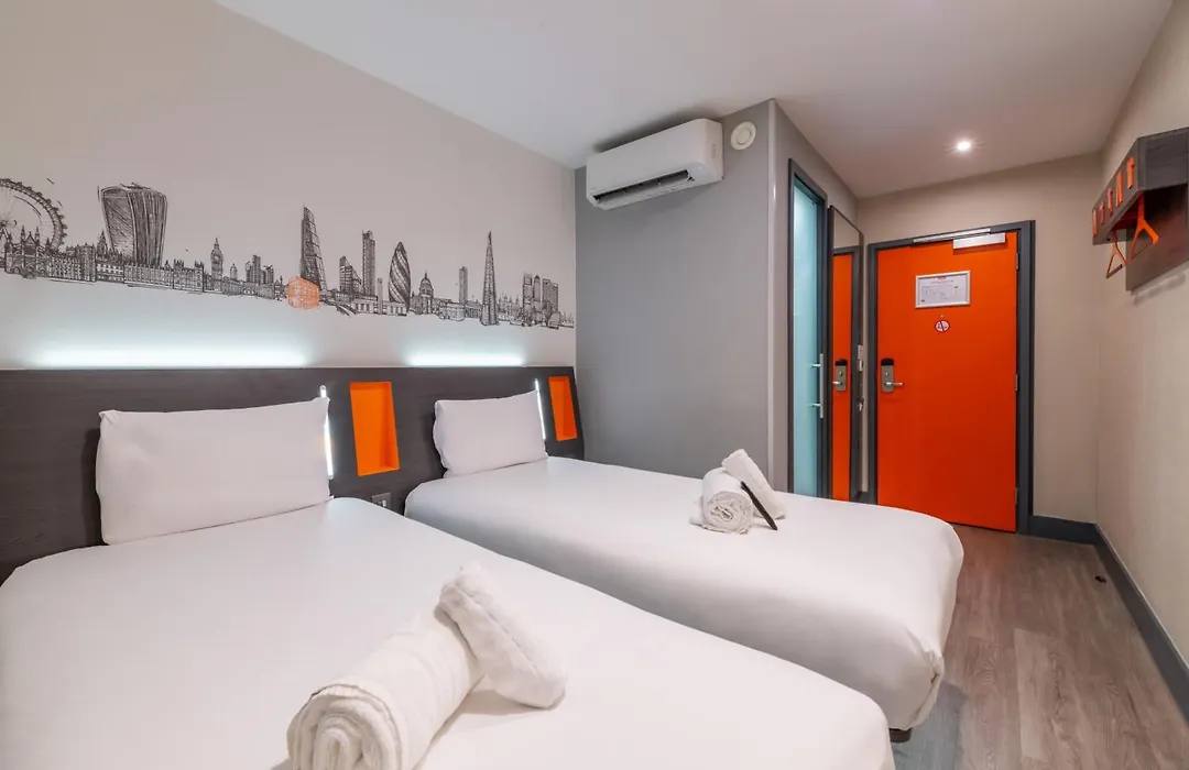Easyhotel London City Shoreditch-1