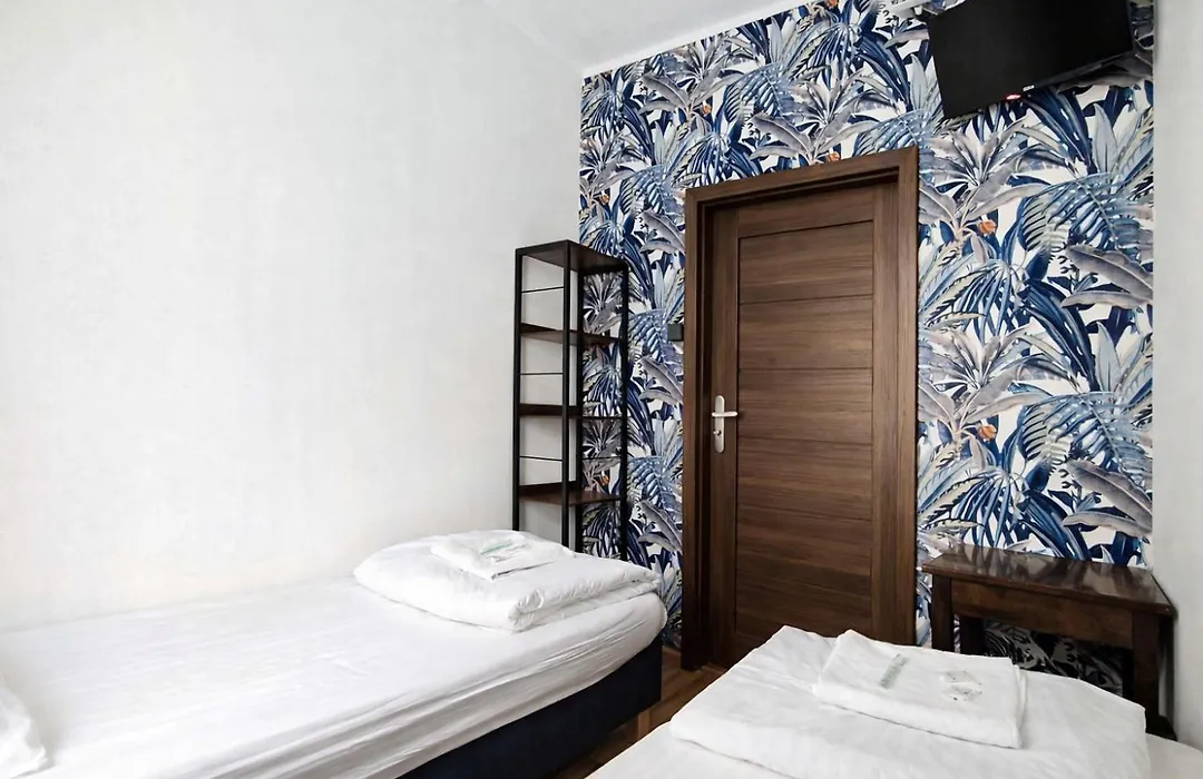 Hostel Helvetia - Private Rooms In City Center-1