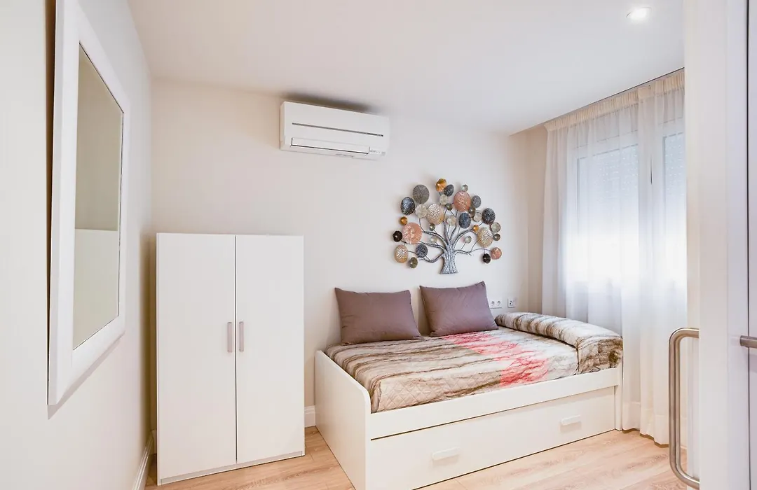 Hotel Pirineos Figueres By Pierre & Vacances-1