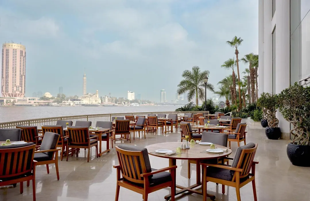 Hilton Cairo Grand Nile-1