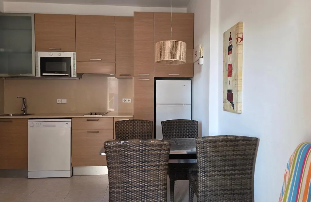 Apartaments Les Roques-1
