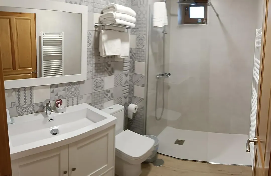 Hostal Pineda-1