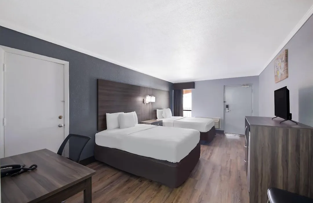 Econo Lodge Austin North Near The Domain-1