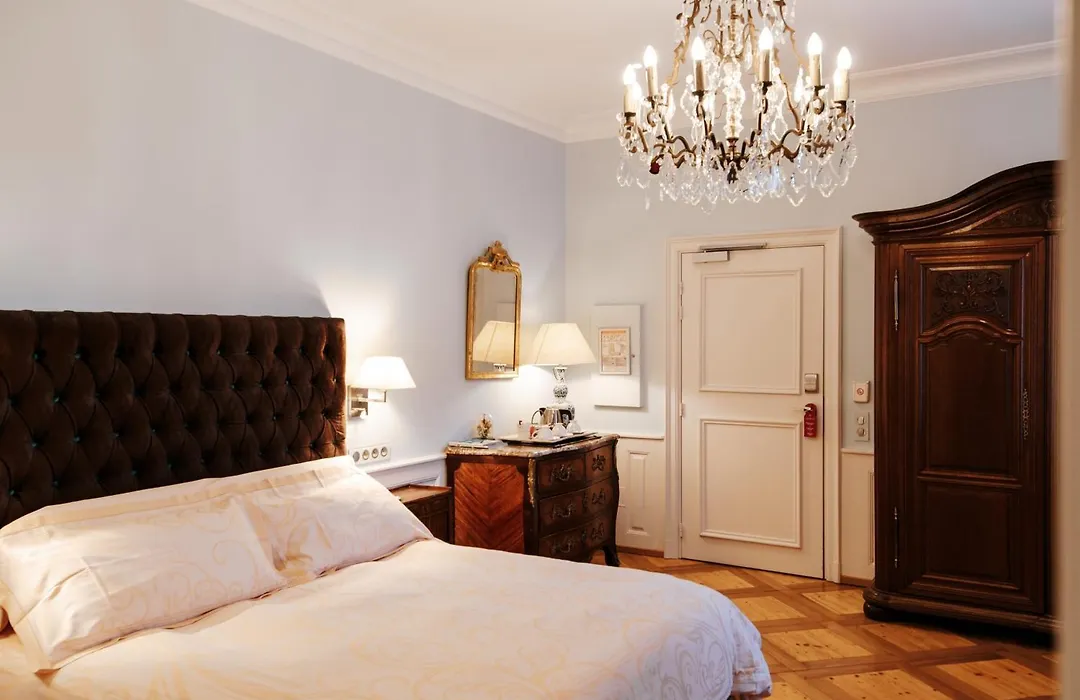 Hotel & Spa Le Bouclier D'Or-1