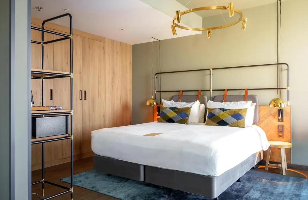 Four Elements Hotel-1