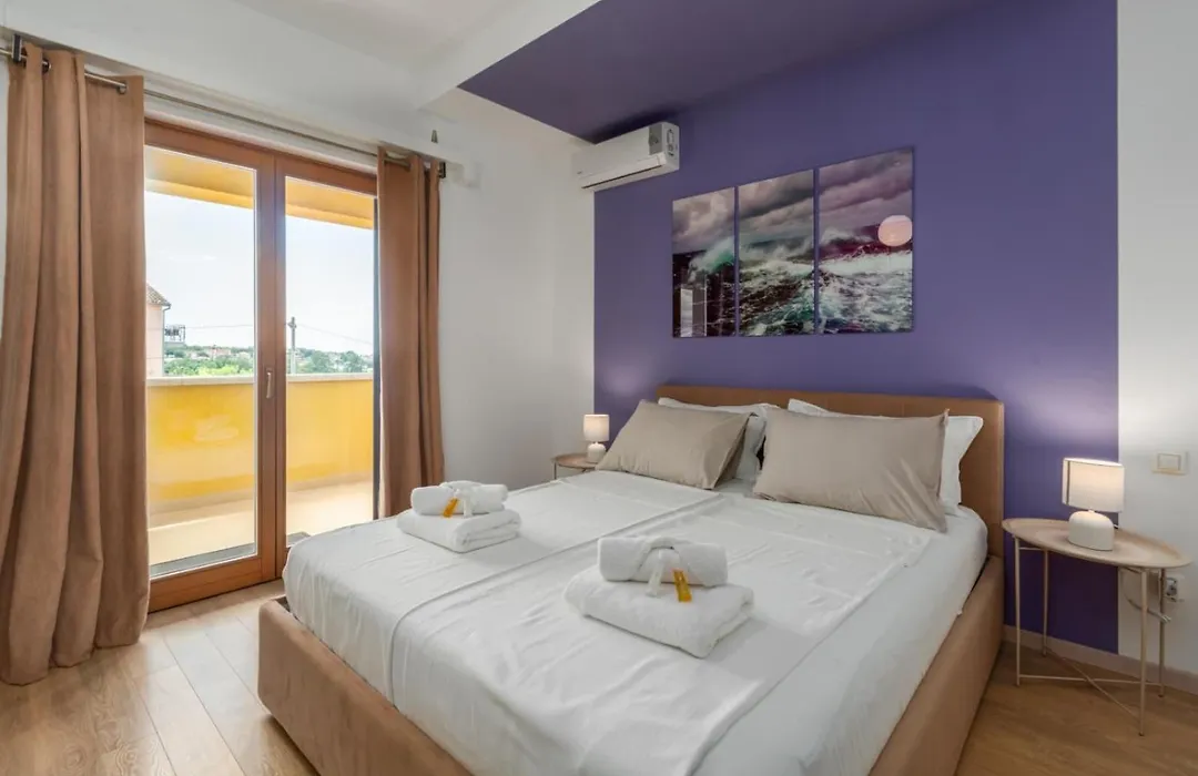 Villa Mala-1