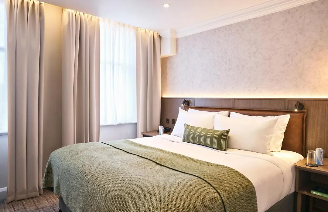 Radisson Blu Hotel, London Tottenham Court Road-1