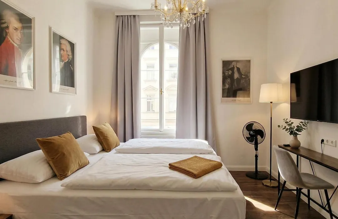 Pension Mozart - Vienna Center, Self Check-In-1