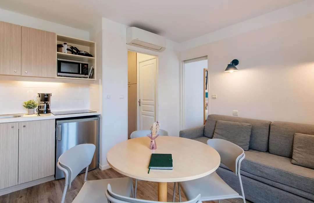 Aparthotel Adagio Access Marseille Prado Périer-1