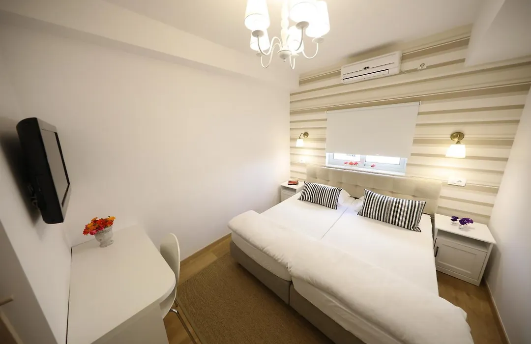 Hotel Delfin-1