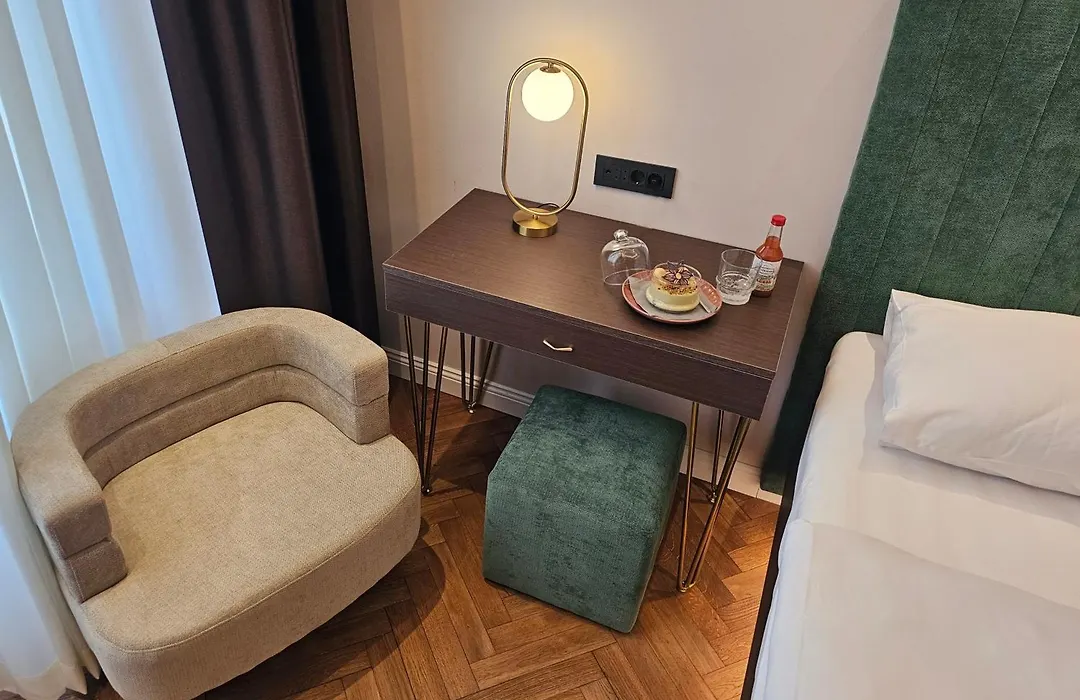 Hotel Center Ljubljana-1