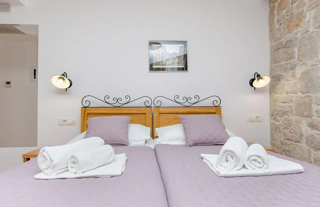 Apartment And Rooms Desideria-1