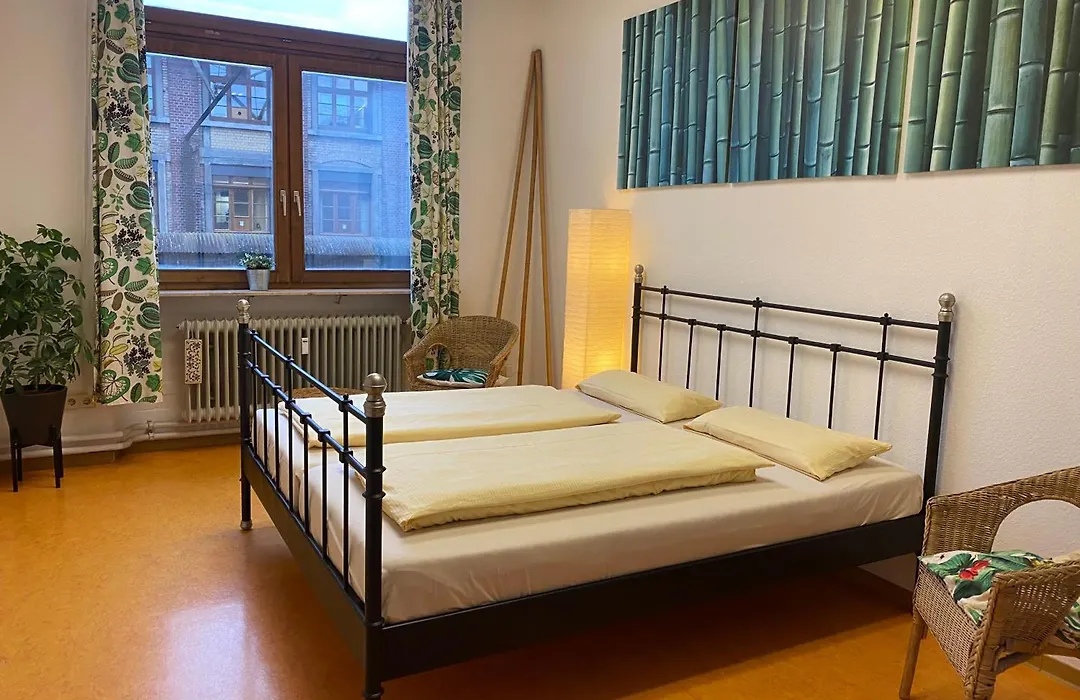 Steffis Hostel Heidelberg-1