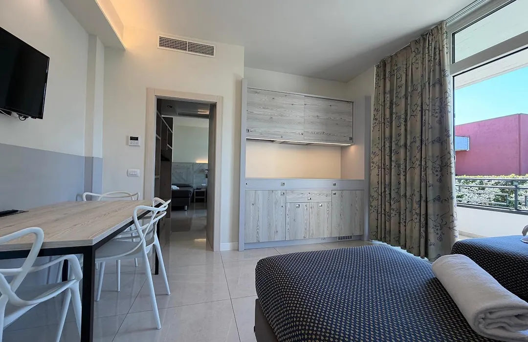 Hotel Residence Holiday-1