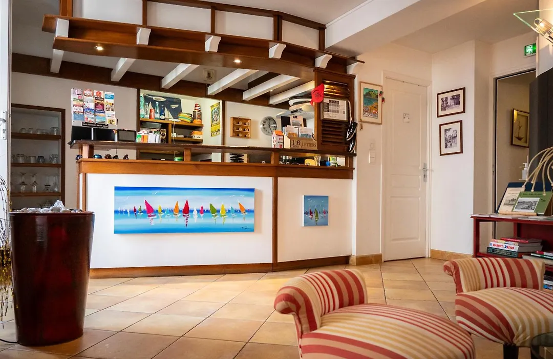 Hotel Les Almadies - Coeur De Ville-1