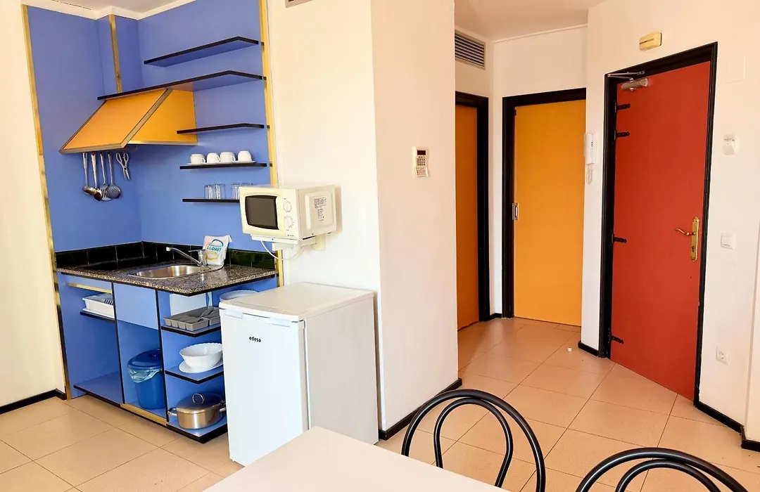 Apartments Lloret Sun-1