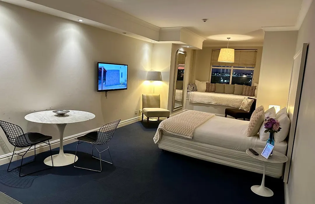 Sydney Airport Suites-1
