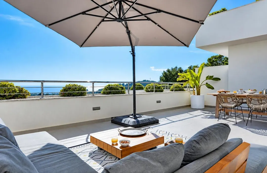 Altea Bayview Apartment By Nras-1