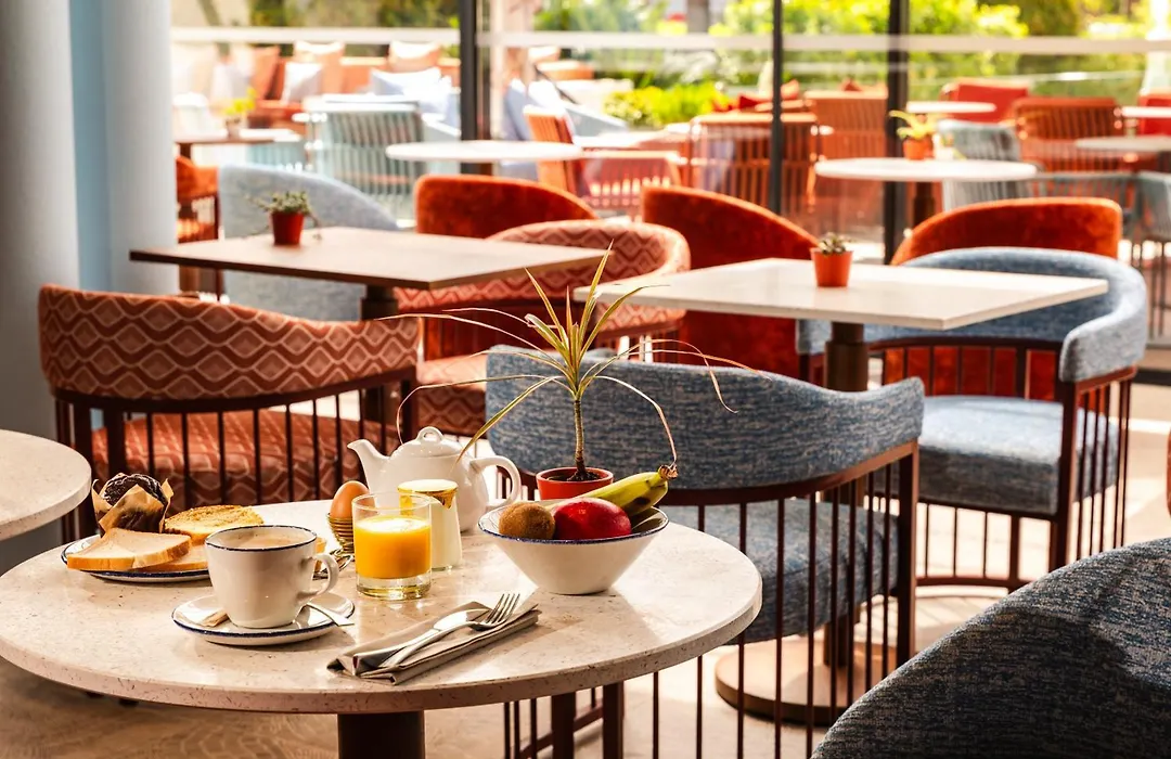 Hotel Le Canberra-1