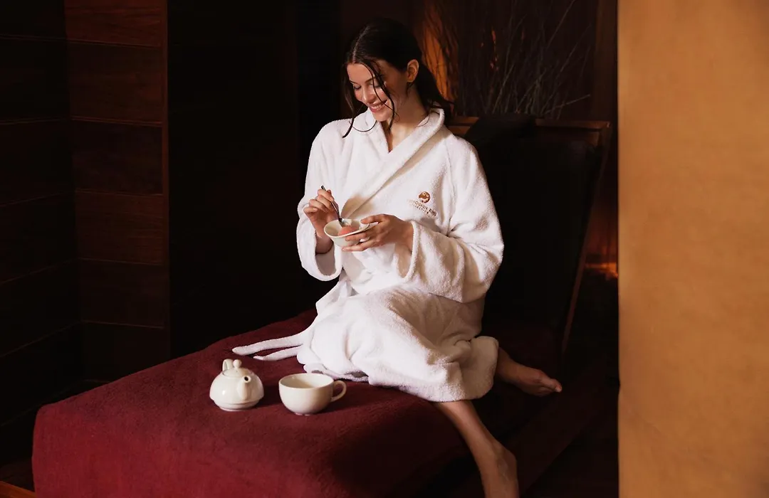 Killarney Plaza Hotel & Spa-1