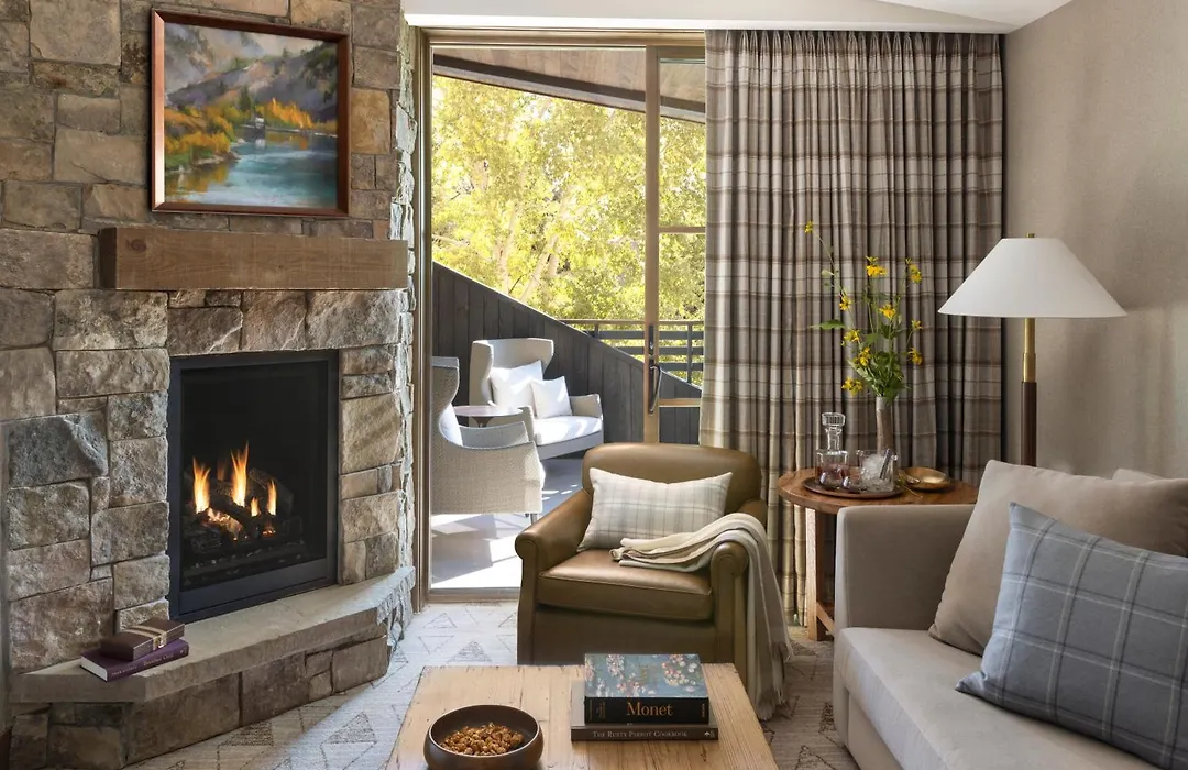 The Rusty Parrot Lodge And Spa-1