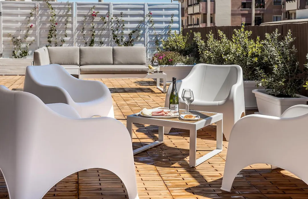 Bluemoon Sardinia Roof Garden Jacuzzi-1