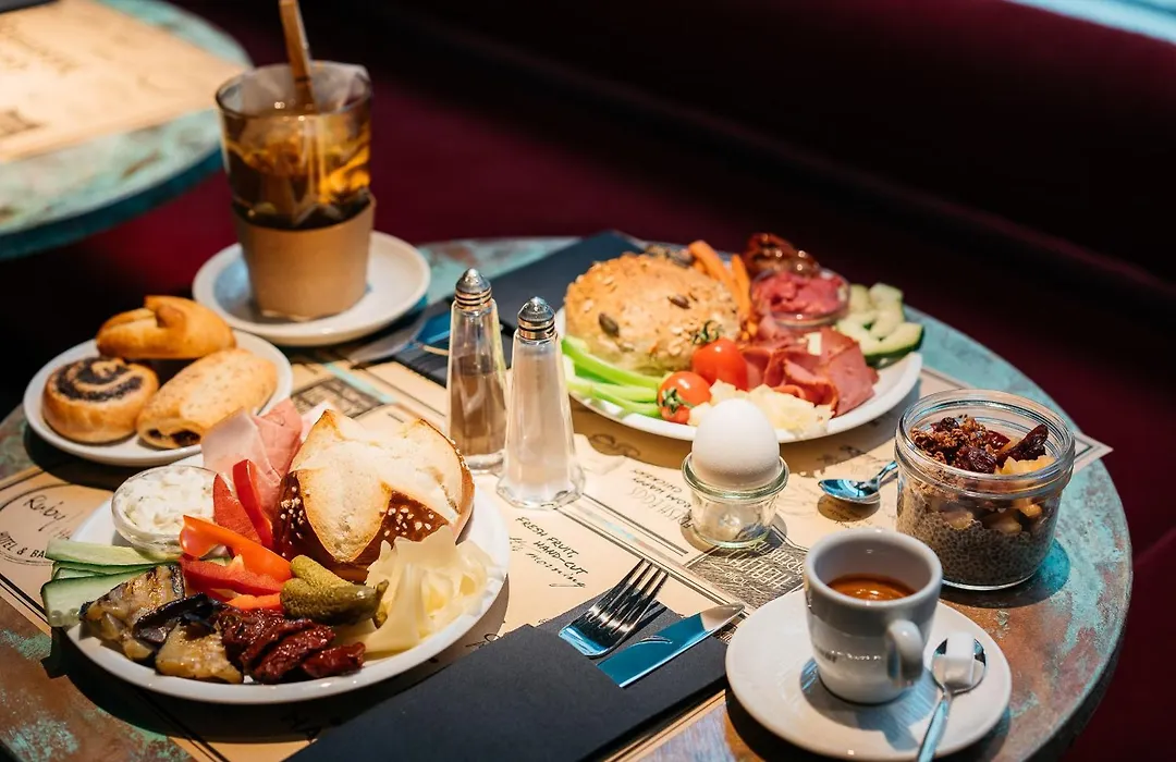 Ruby Ella Hotel Cologne By Ihg-1