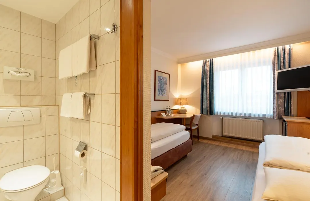 Parkhotel Crombach Am Salingarten-1