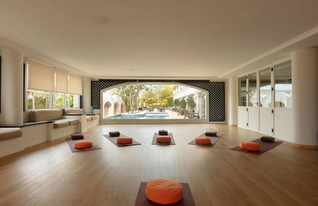 Augusta Club & Spa - Adults Only-1