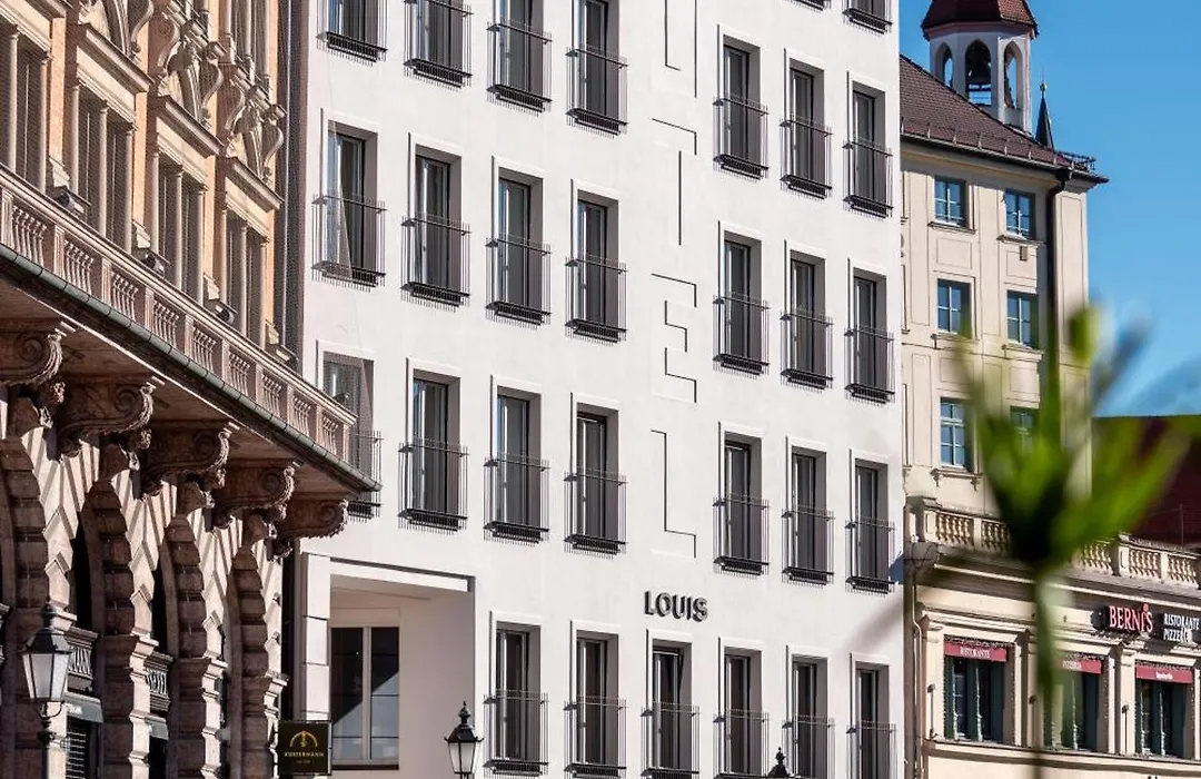 Louis Hotel-1
