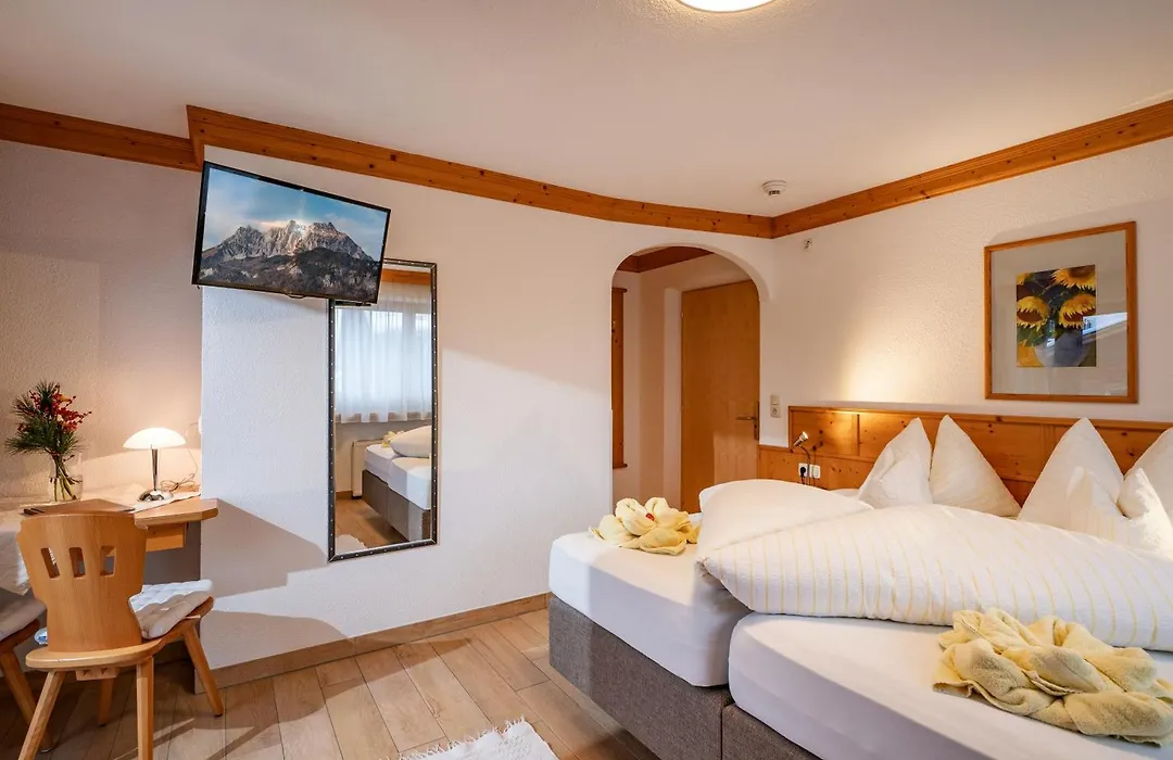 Hotel Theresia Garni-1